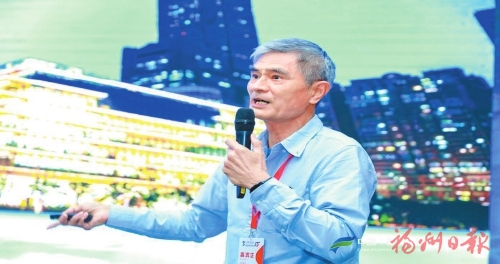 海阔凭鱼跃　融合路更宽