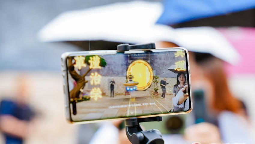 峰会一线观察｜从峰会到街巷 幸福可感可及