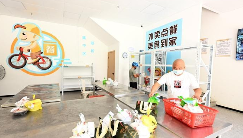 从“到处躲”到“不怕查” 榕170多家无堂食外卖搬进新家的背后