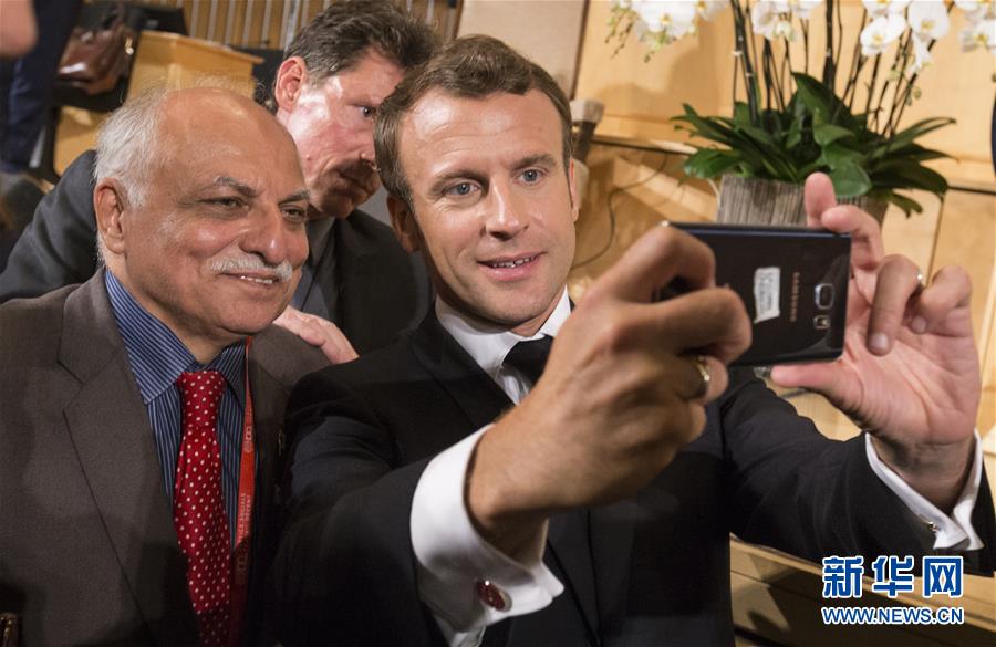 （新华视界）总统玩自拍