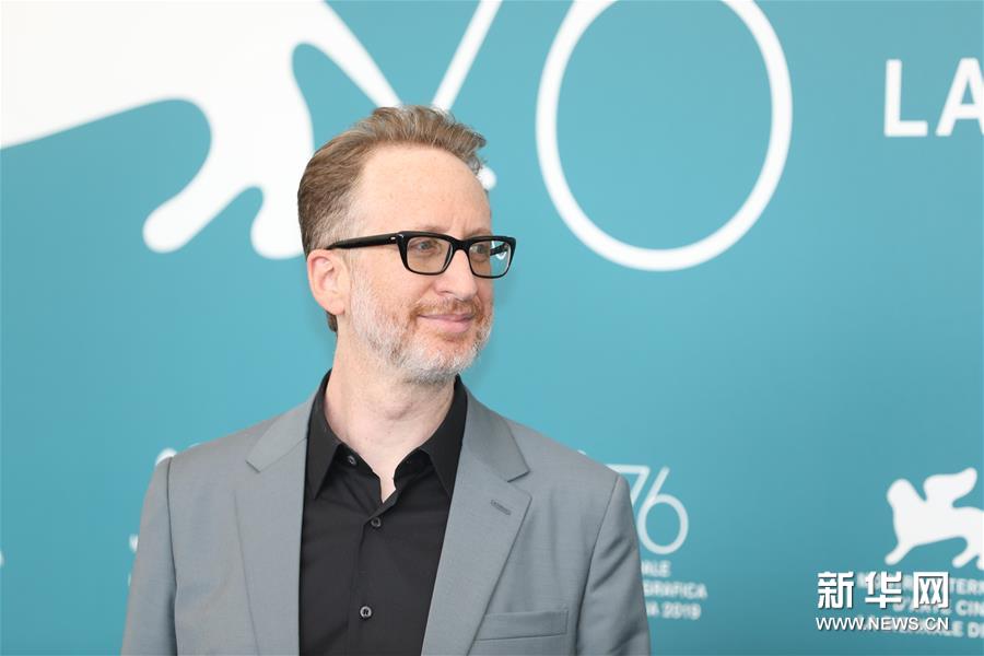 (新华视界)(4)电影《星际探索》主创亮相威尼斯电影节