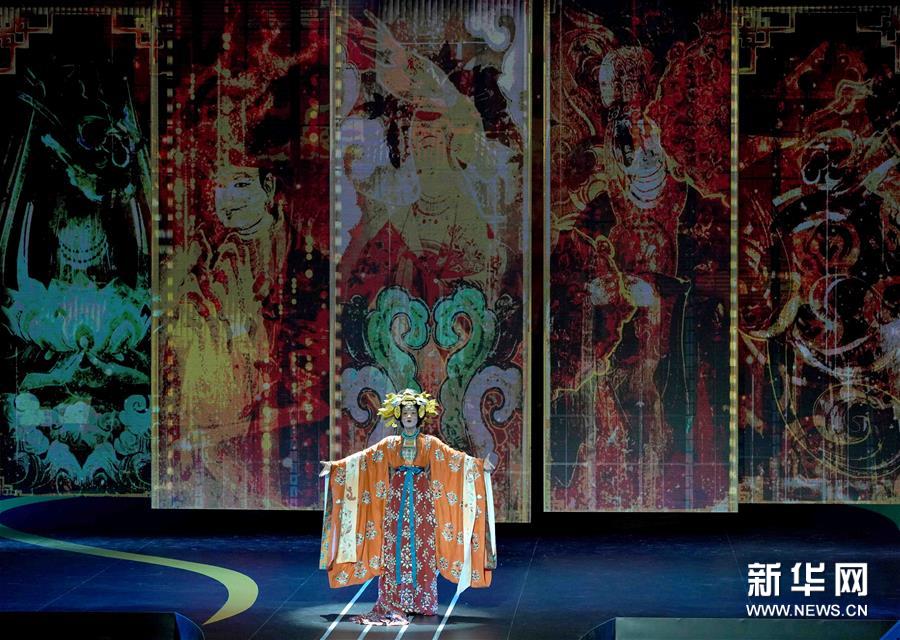 (文化)(3)《绝色敦煌之夜》文艺演出在敦煌举行
