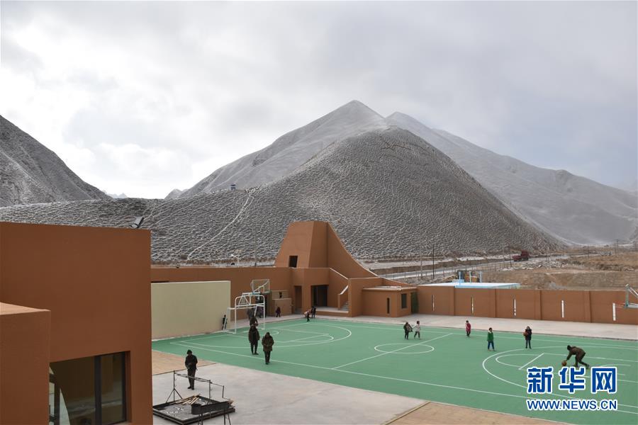 （图文互动）（4）旅游扶贫：新藏线上有“益”栈