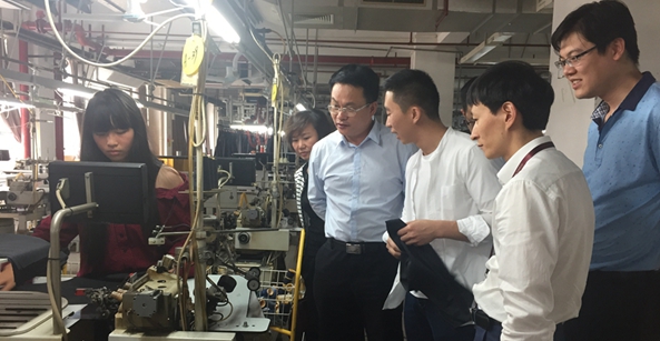 新疆昌吉州代表团与长乐企业座谈